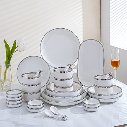 Luxe  9-delige tot 32-delige Porseleinen Servieset – Wit met Zilveren Rand, Moderne Elegantie voor Dineren