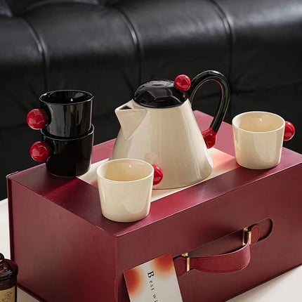 Luxe Theeset met Theepot en 4 Kopjes – Modern Keramiek met Rood Accent, Inclusief Geschenkdoos