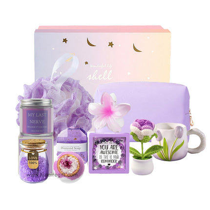 Luxe Wellness Cadeaubox Paars – Zelfzorg Giftset met Geurkaars, Diamant Zeep, Mok & Positieve Quote